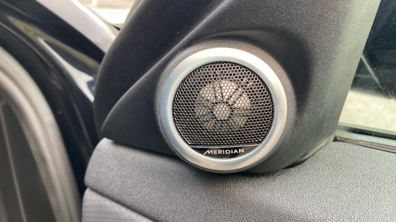 Land Rover Range Rover Evoque 1.5 P300e Evoque Edition 5dr Auto Hatchback